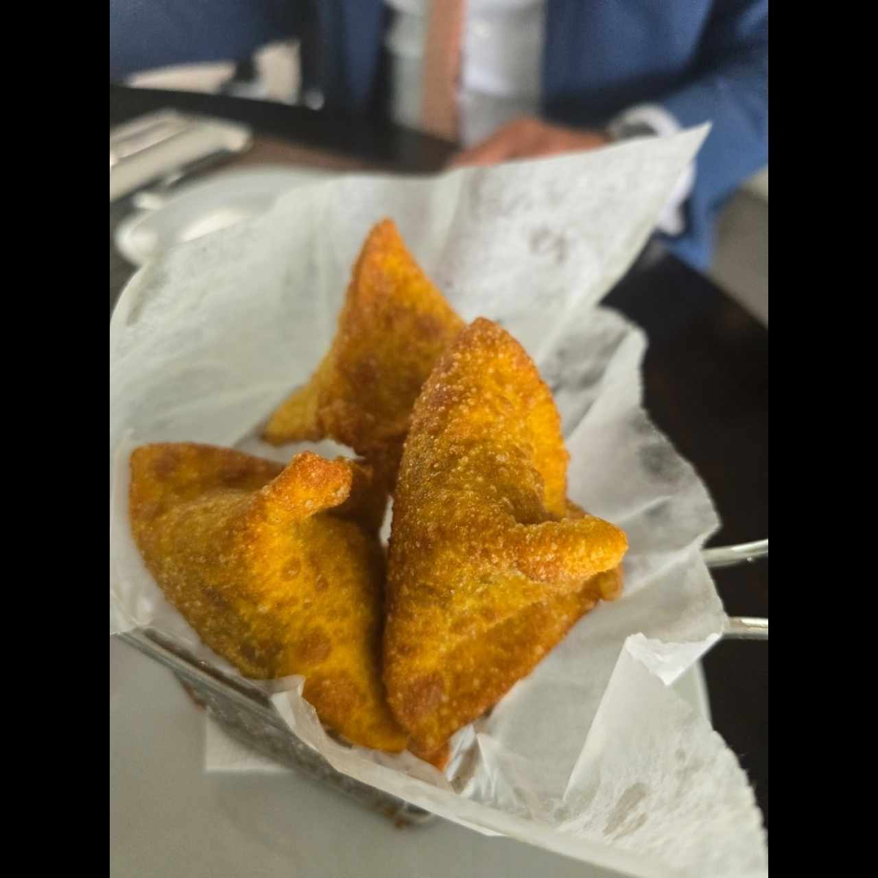 wantón de cochinilla