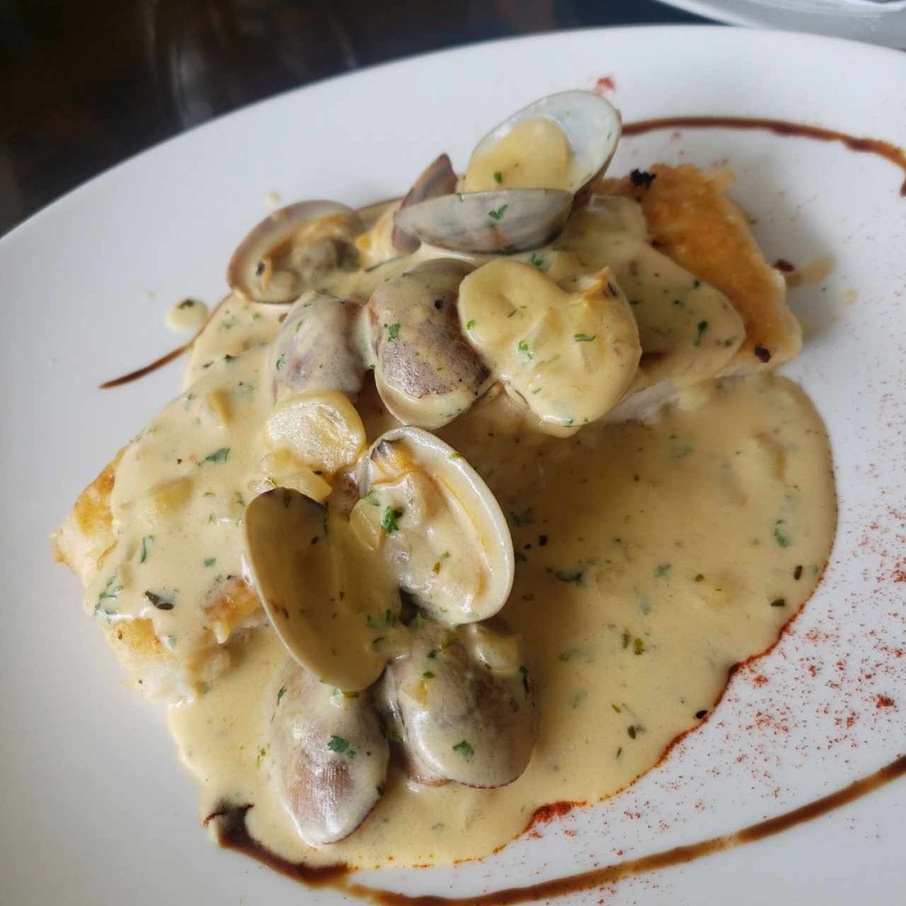 Corvina con almejas tío Pepe