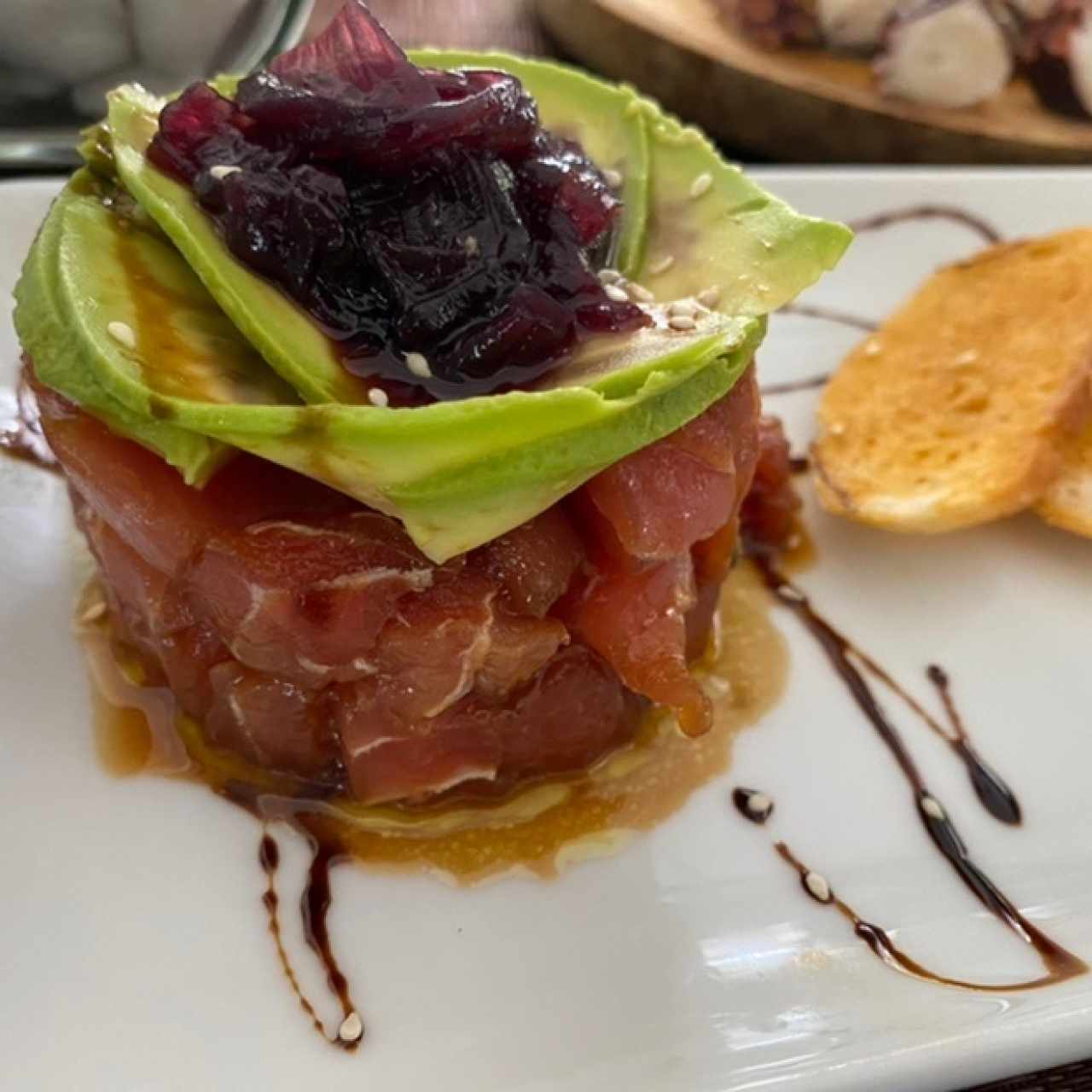 Entrantes fríos - Tuna tartare
