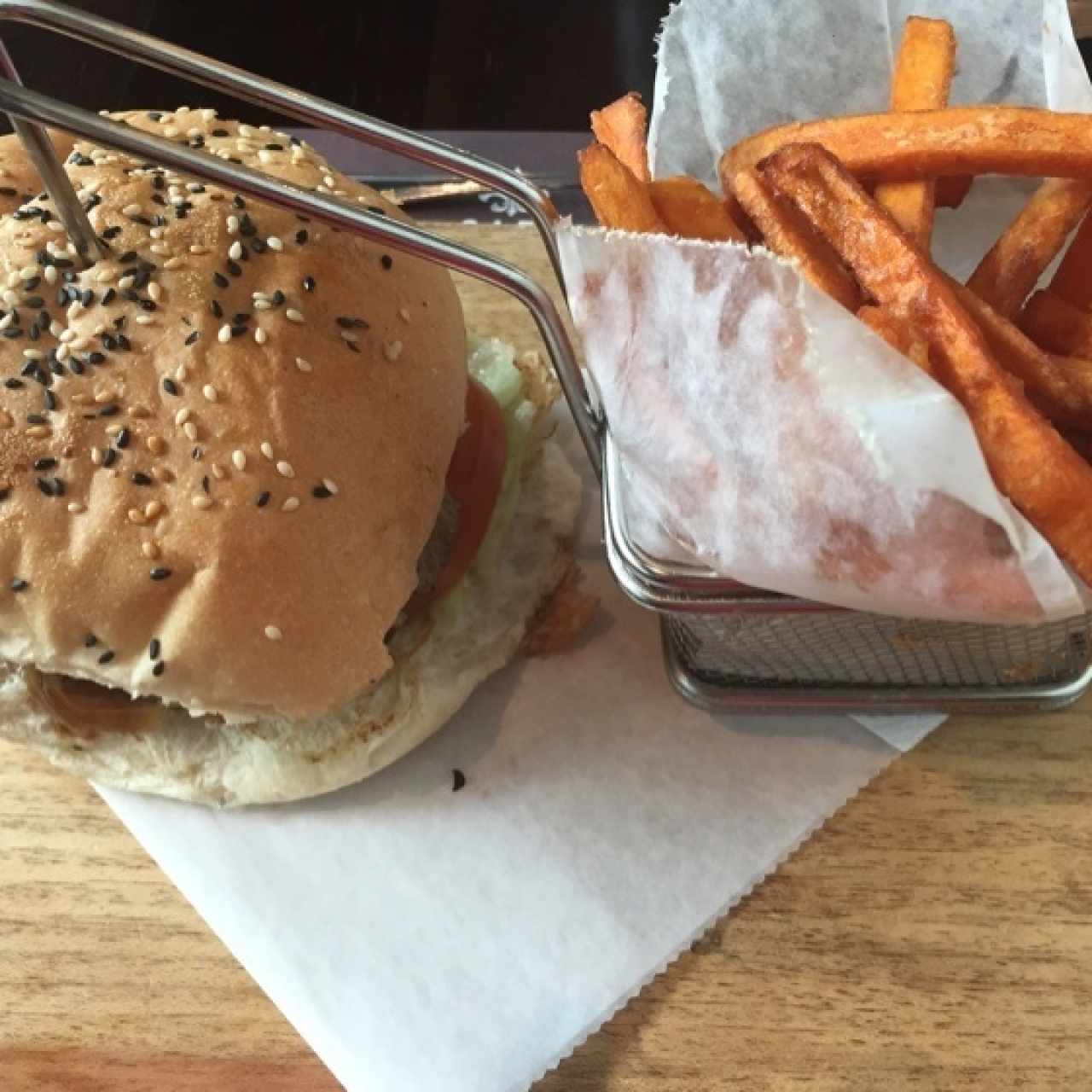 Hamburguesas - Nuestra cheese burger