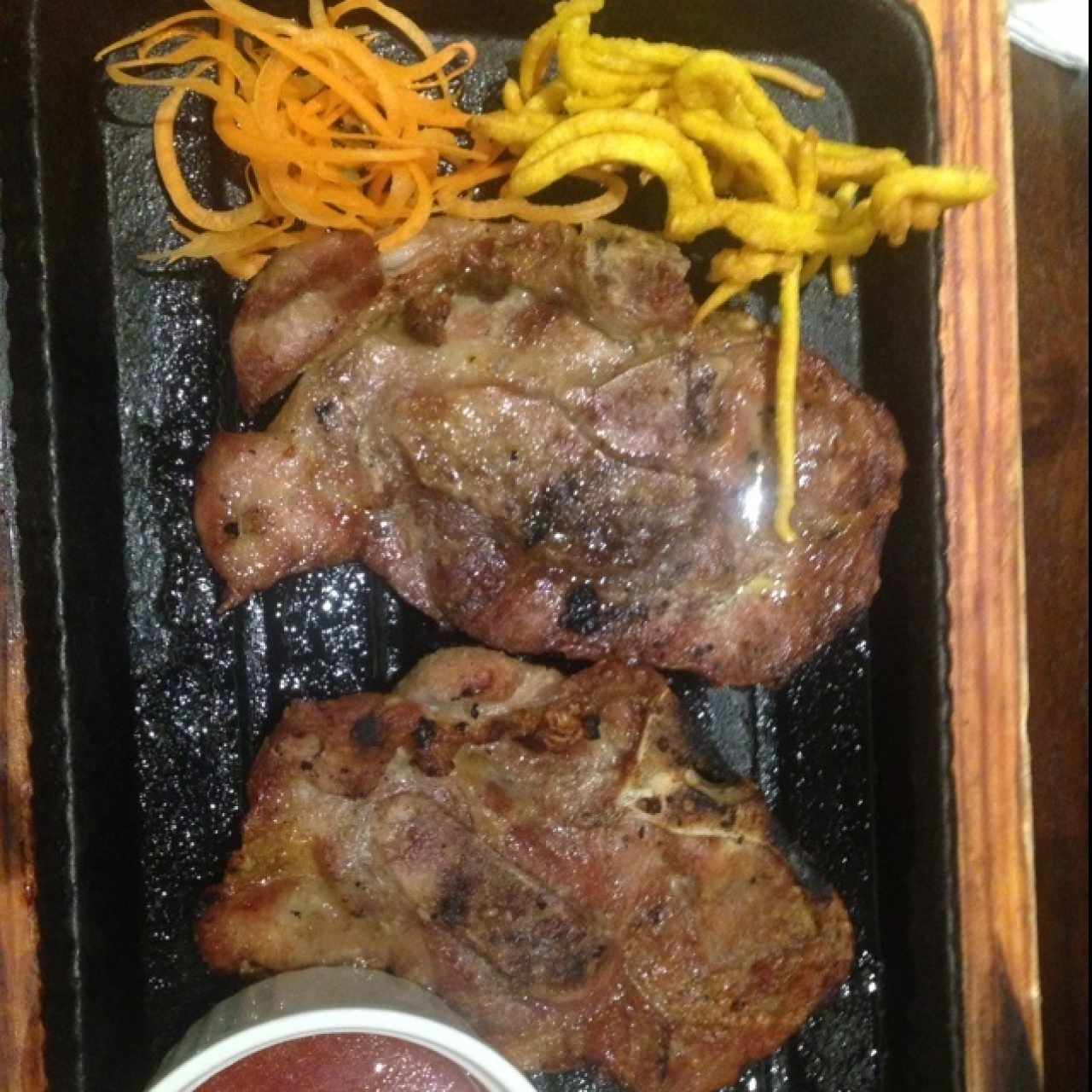 Chuleta de cerdo al carbón