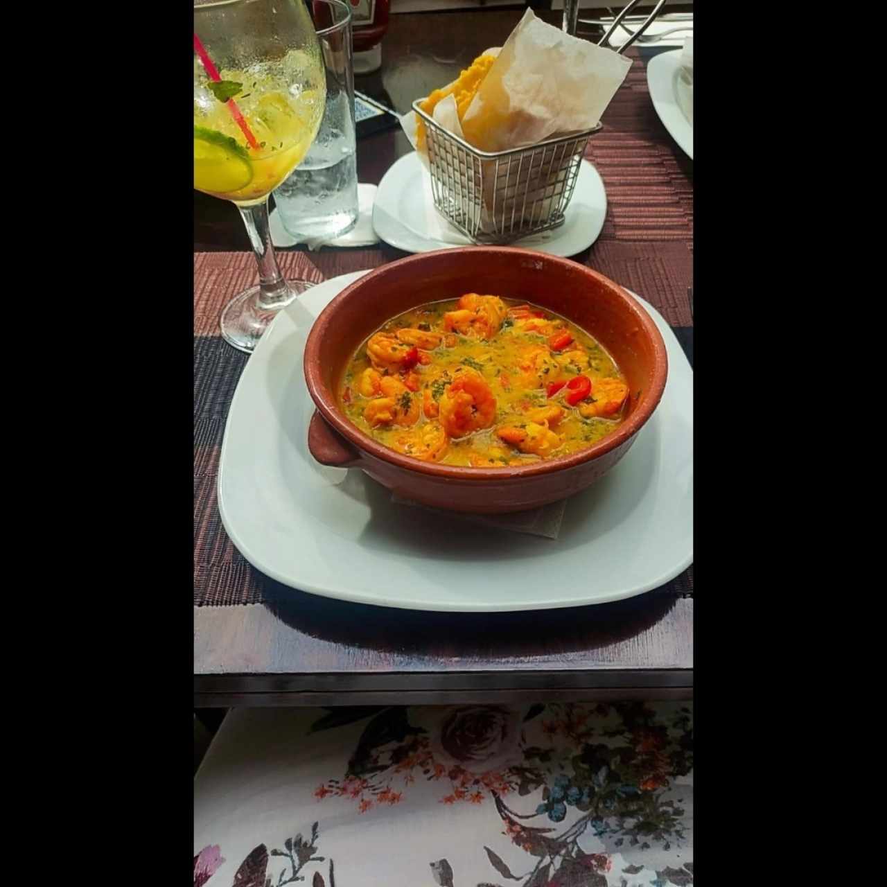 Entrantes calientes - Camarones al Ajillo