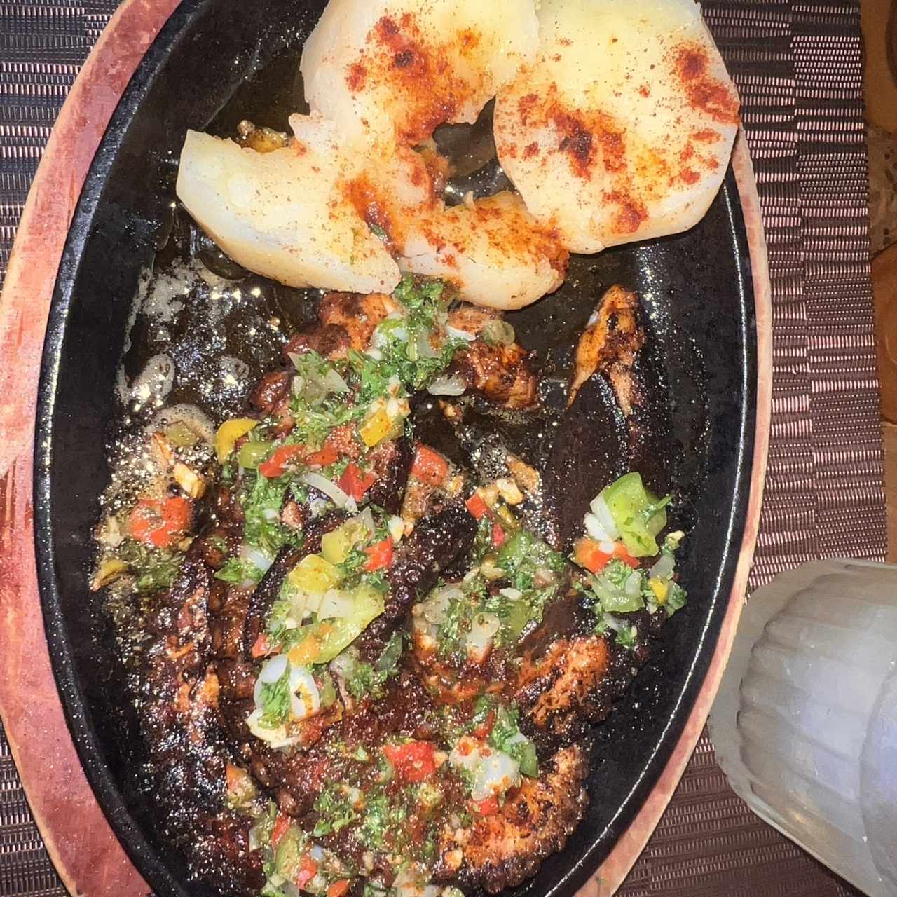 Entrantes calientes - Pulpo al carbón