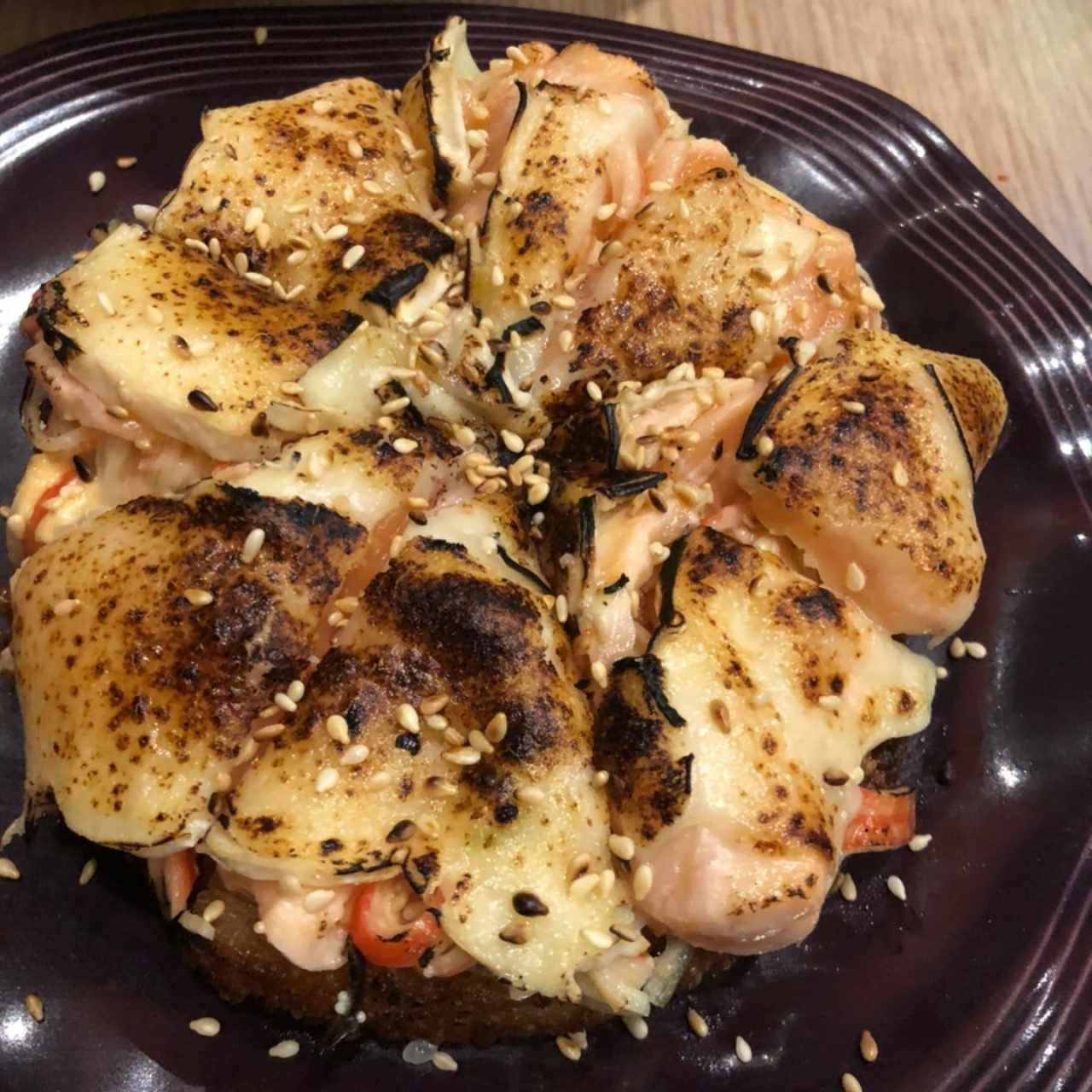Sushi Pizza de Atún o Salmón