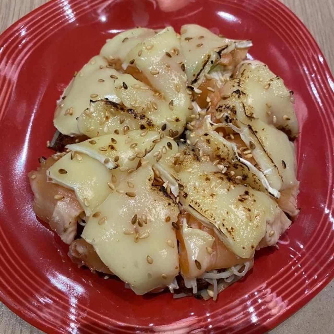 Sushi Pizza de Atún o Salmón