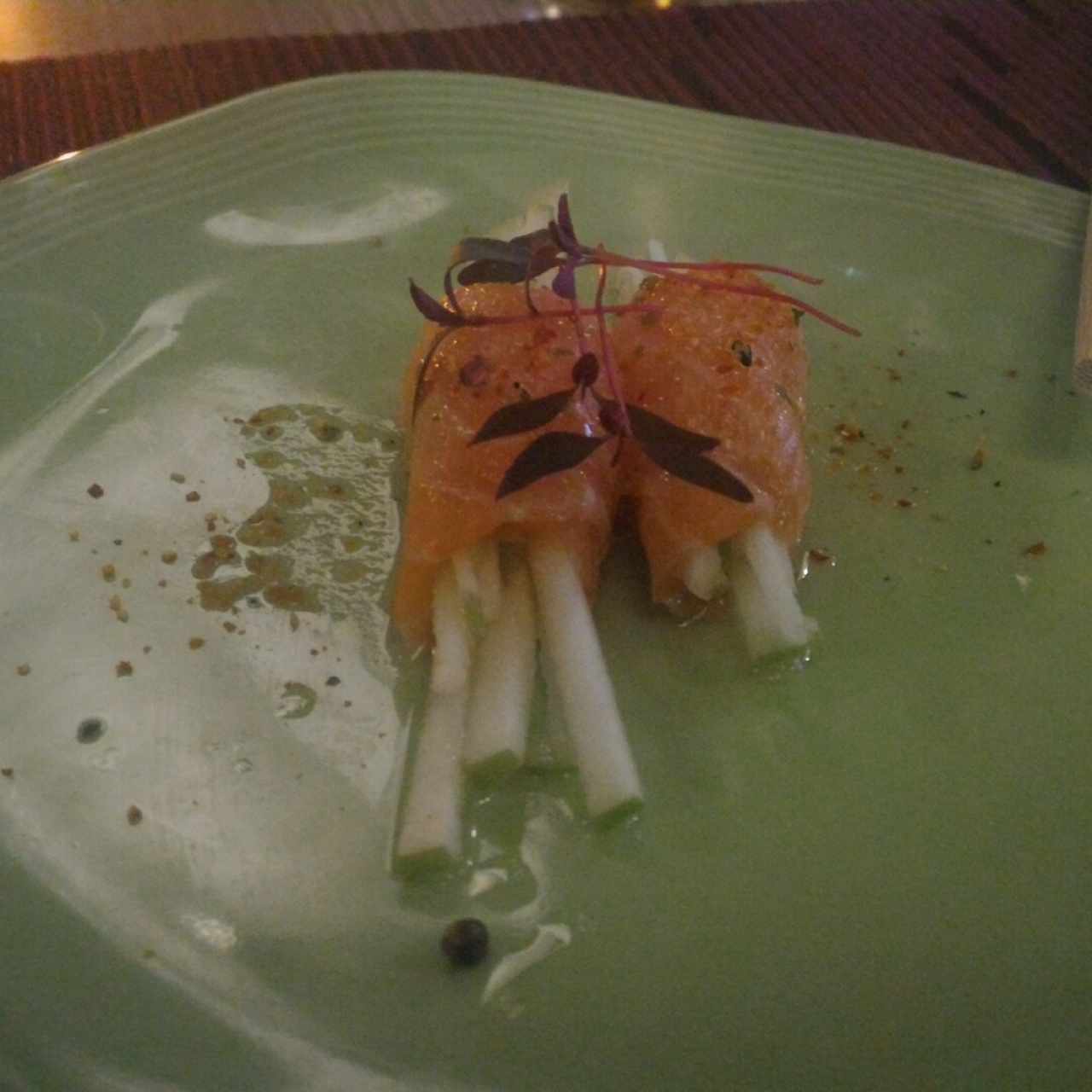 Crudos - Envoltinis de salmón