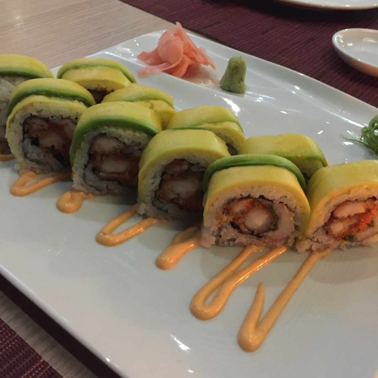 Rolls tempurizados - Dragón especial