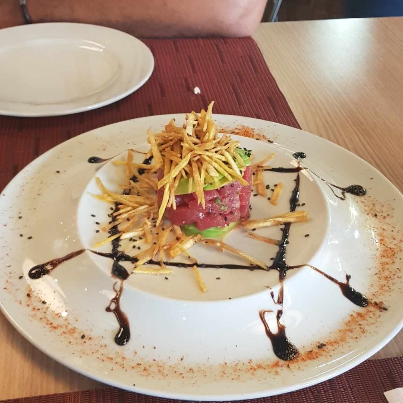 tartar de atún spacy.