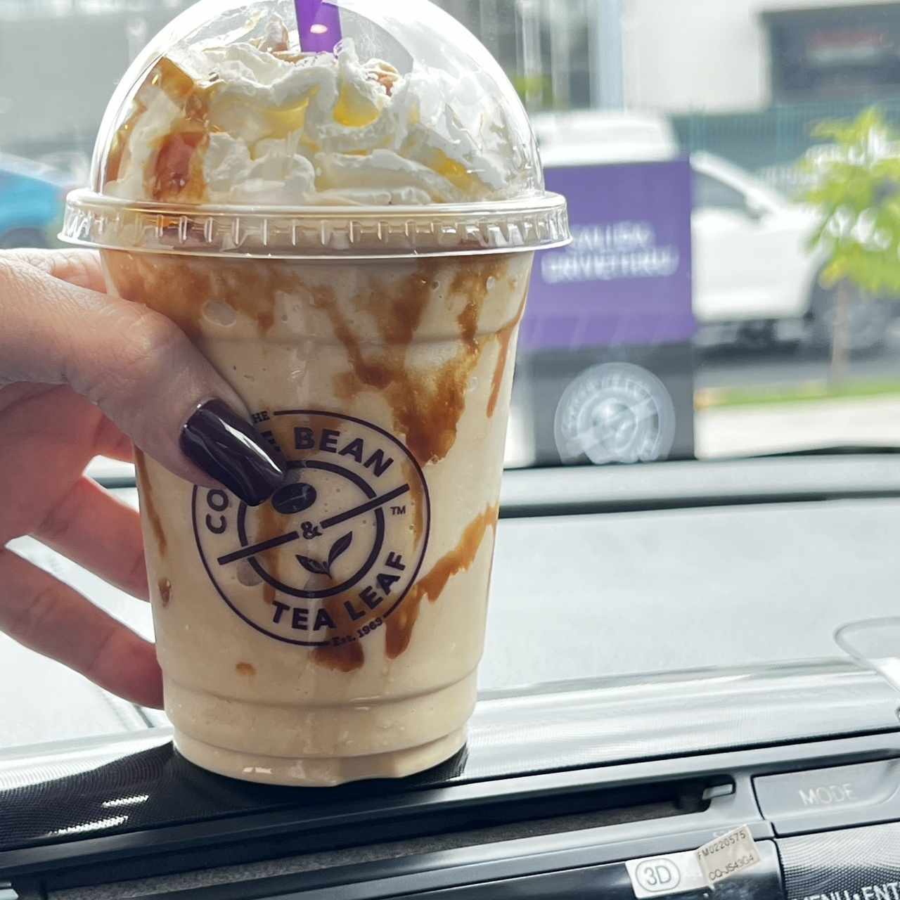 FRAPPE DE CARAJELO CON LECHE DE AVENA