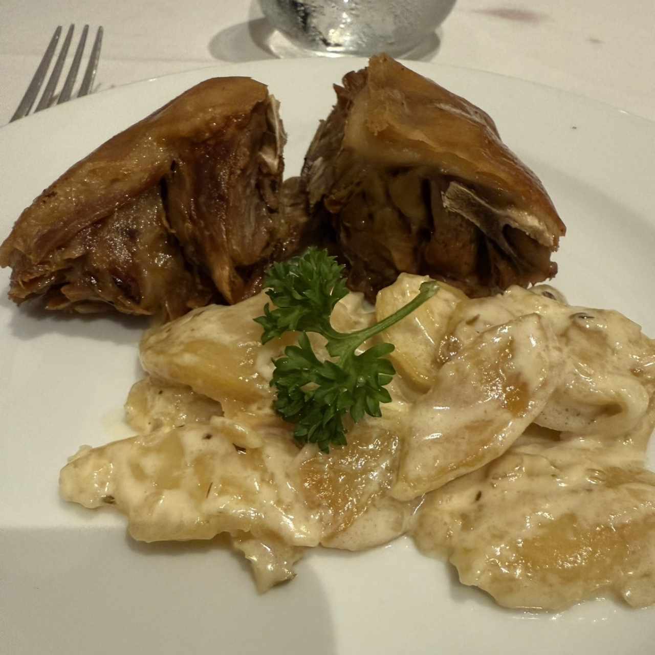 Cochinillo Asado de Nuestra Corte y Hornada