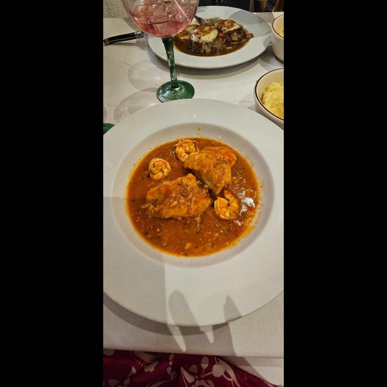 corvina en salsa de gambas