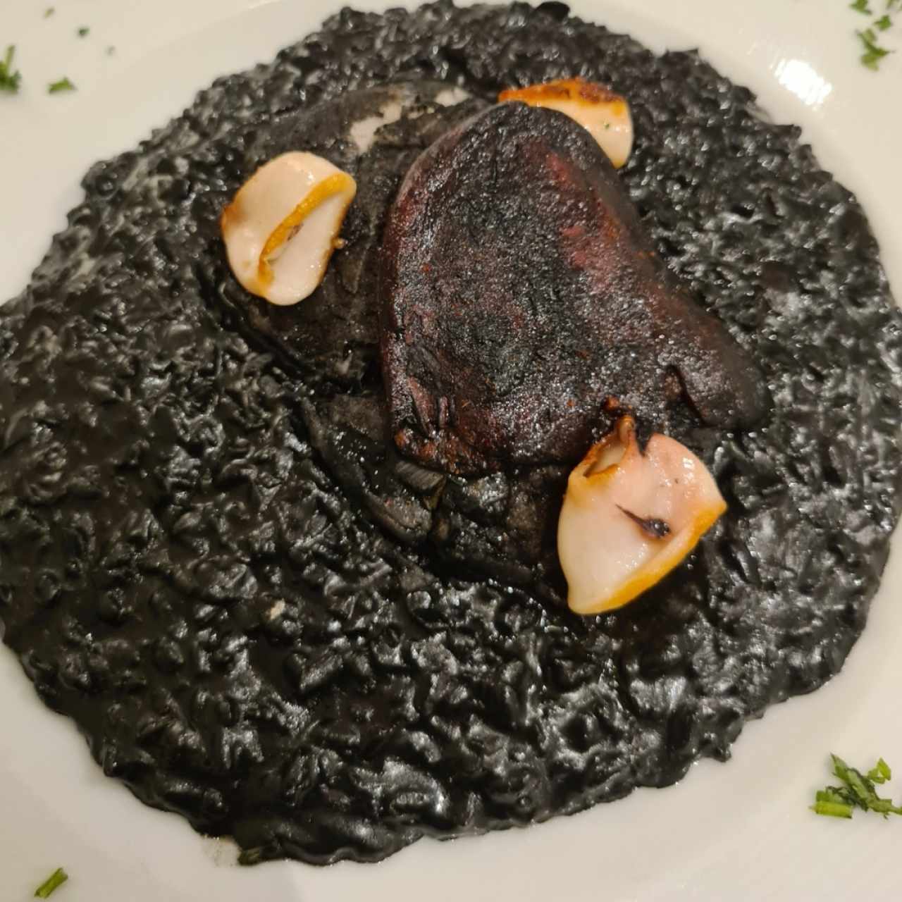 arroz con tinta de calamar