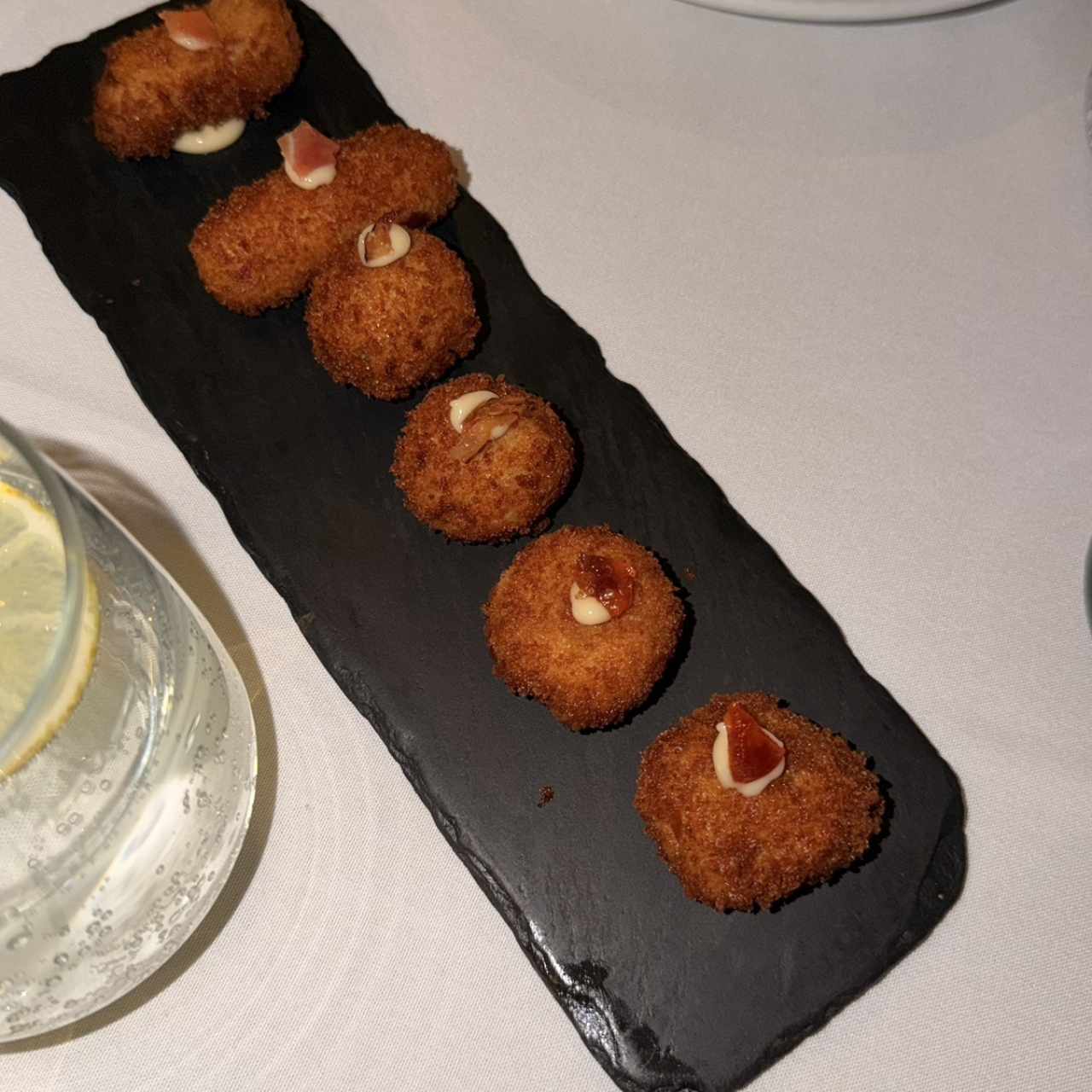 Croquetas Caseras de Jamón Ibérico, Chorizo, Pulpo o Bacalao