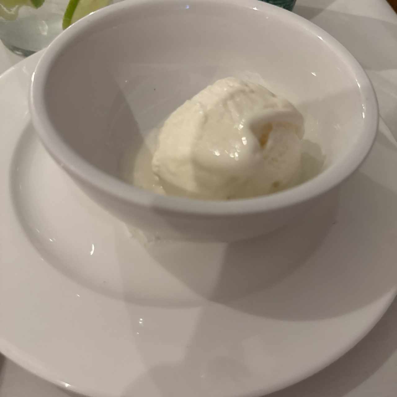 Helado de vainilla 