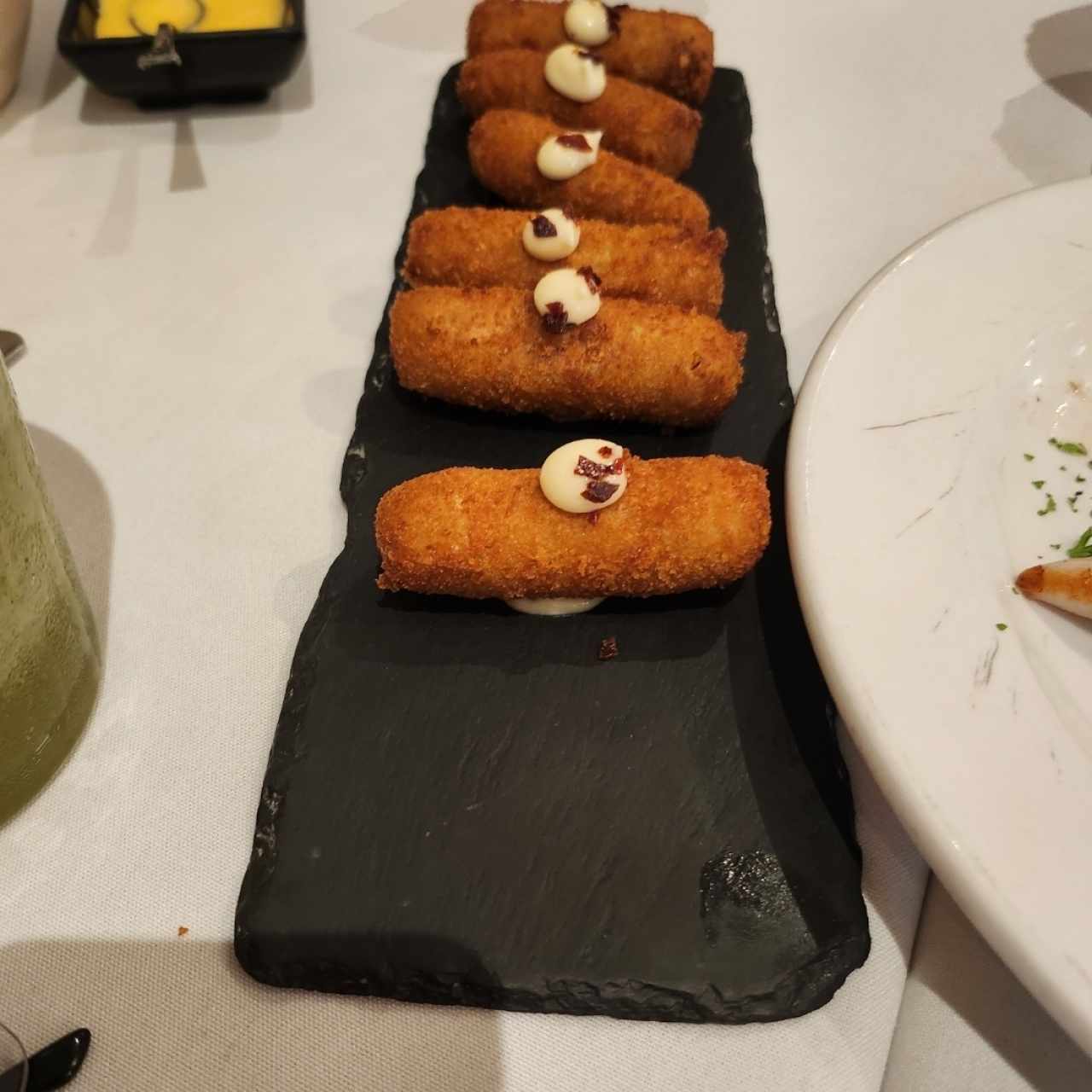 Croquetas Caseras de Jamón Ibérico, Chorizo, Pulpo o Bacalao