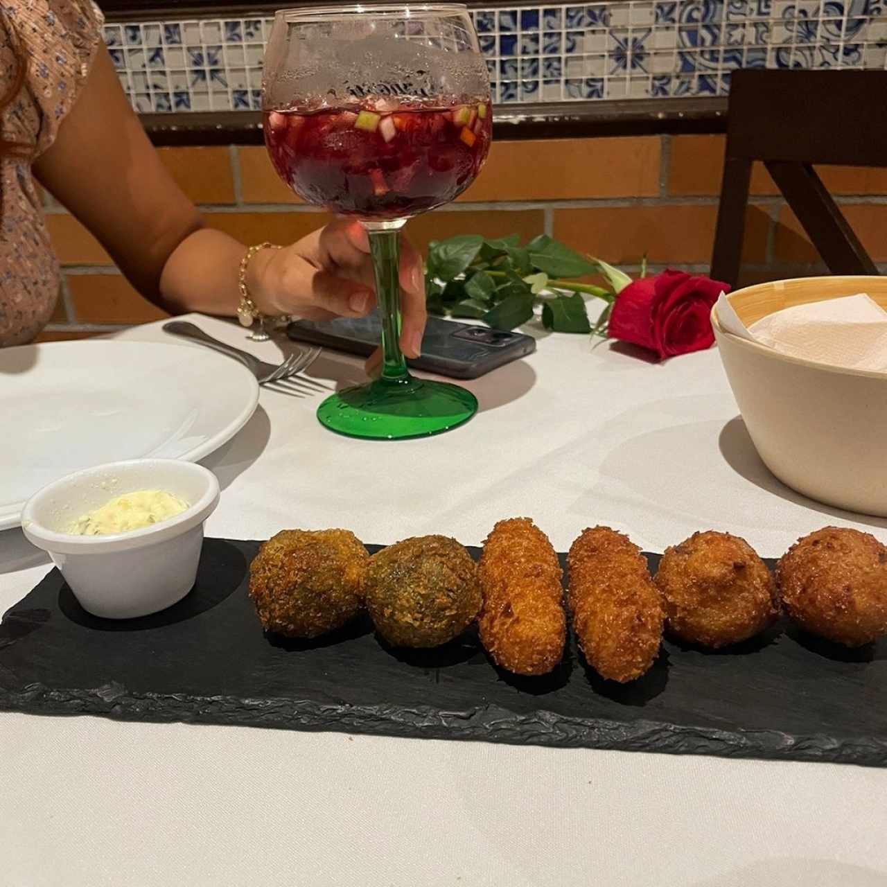 Croquetas de pulpo, chorizo y jamón