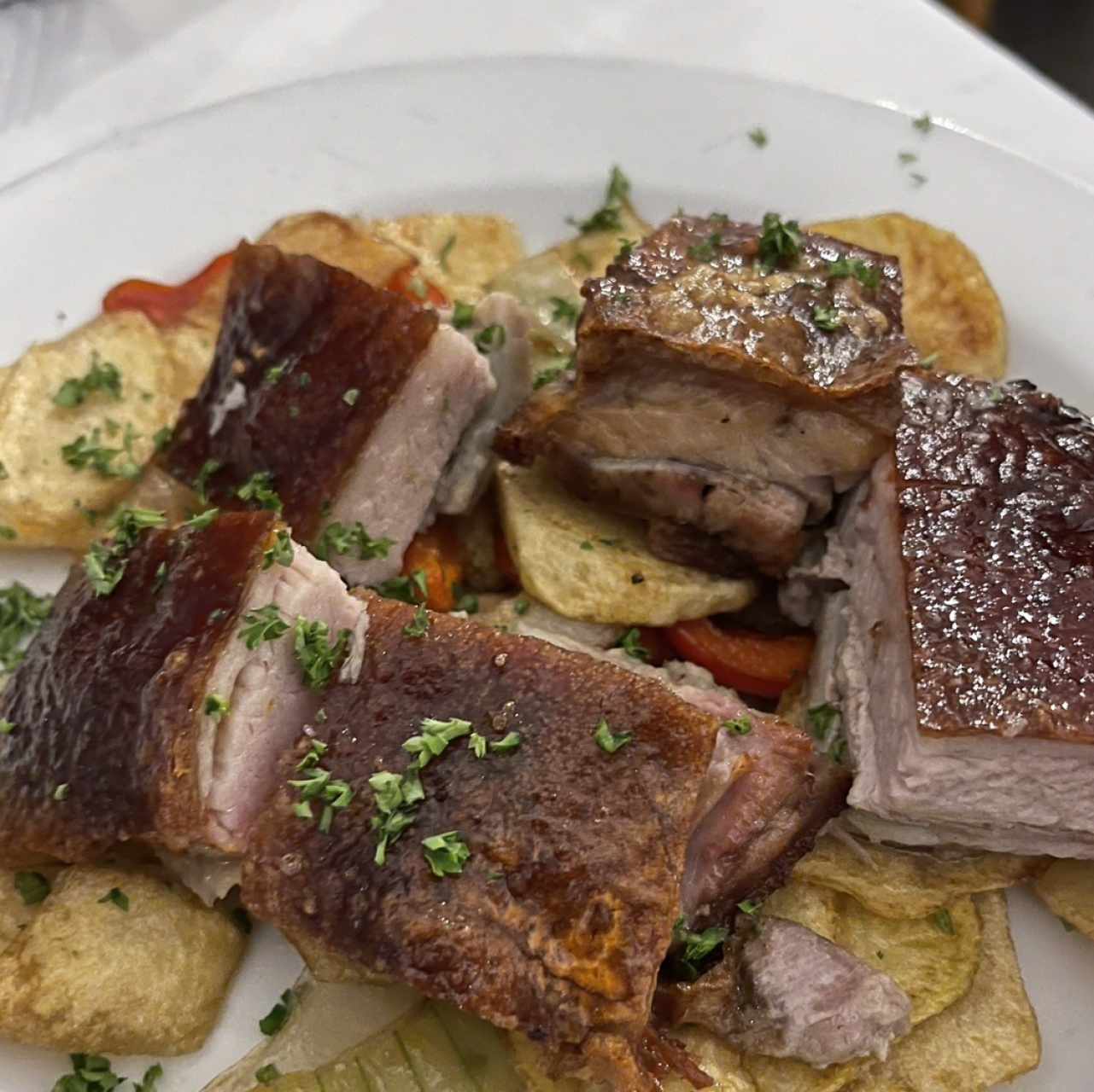 Cochinillo Asado de Nuestra Corte y Hornada