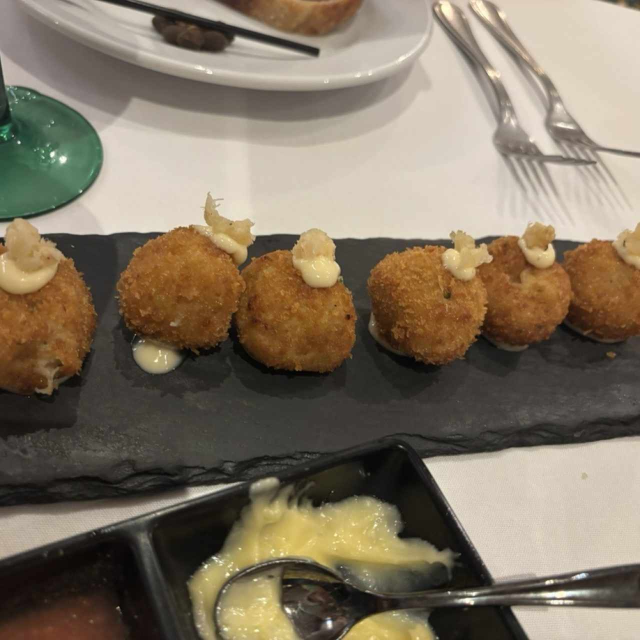 Croquetas Caseras de Jamón Ibérico, Chorizo, Pulpo o Bacalao