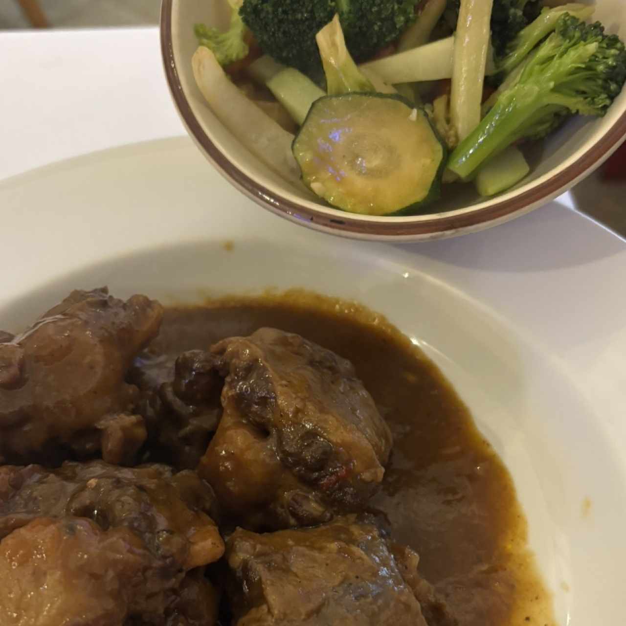 Rabo de Toro Estofado