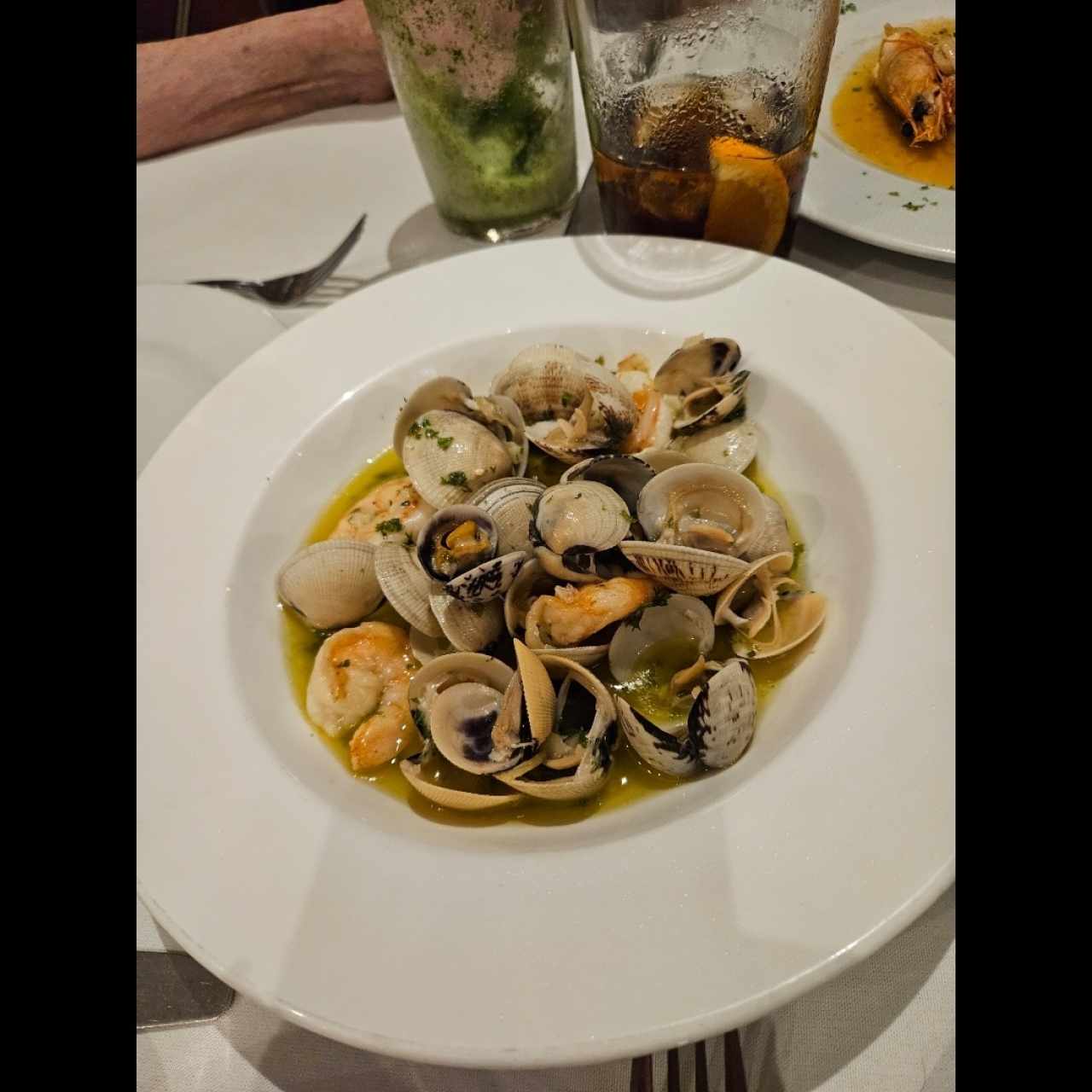 almejas y camarones 