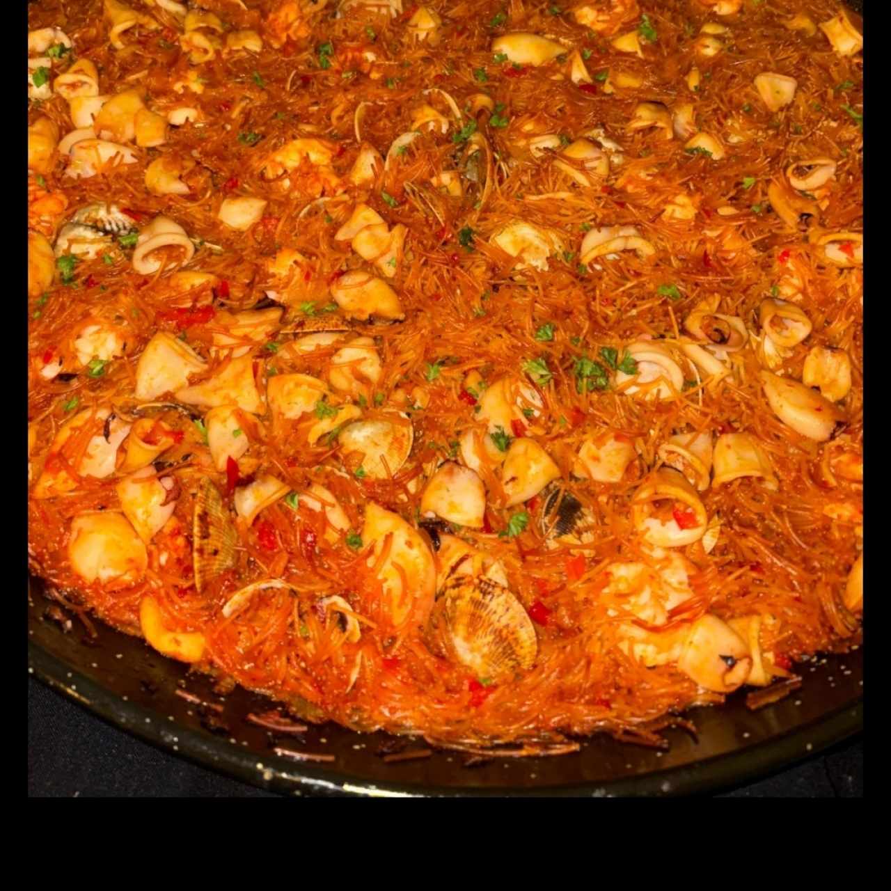 fideuà