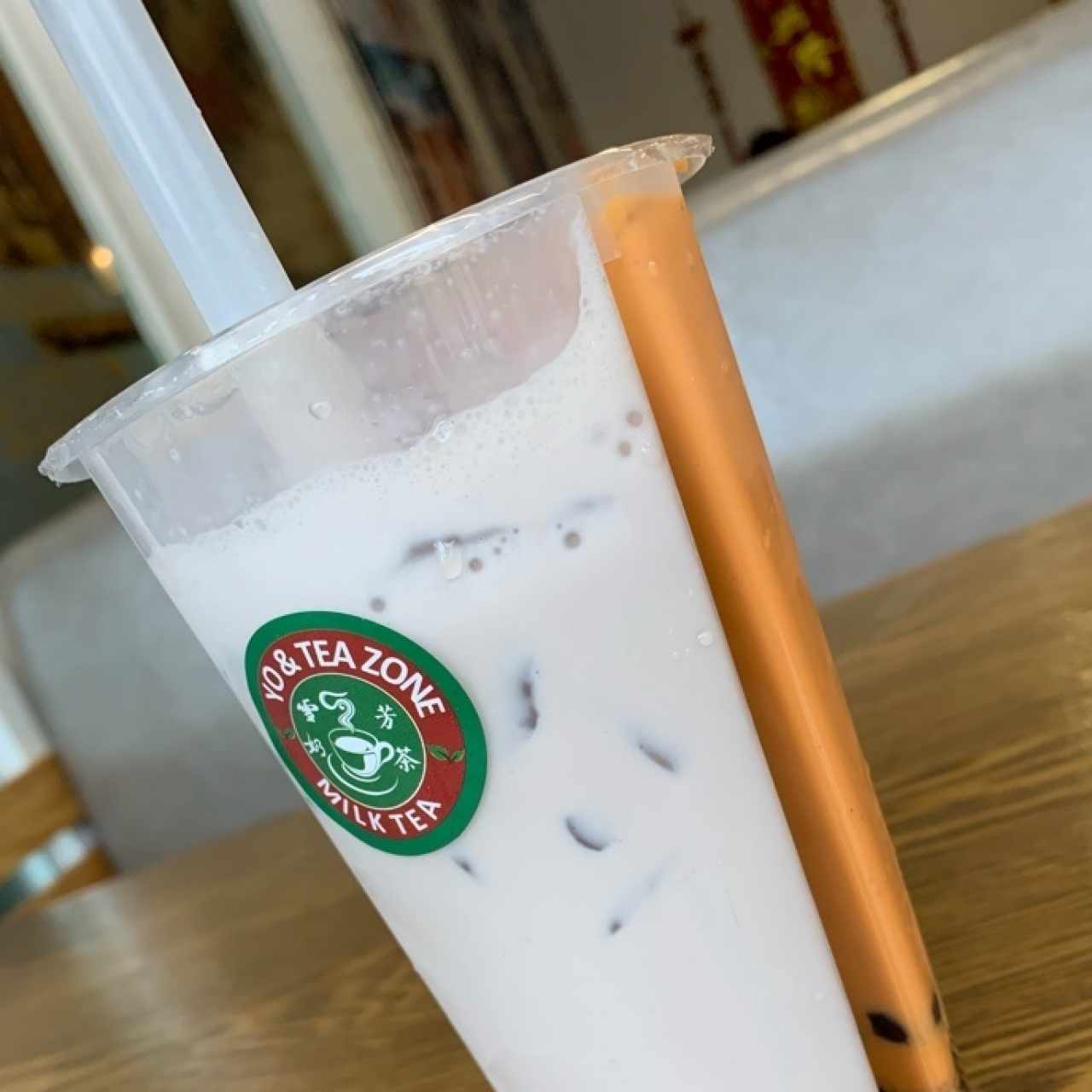 Taro con jelly de lychee & Thai tea con bobba