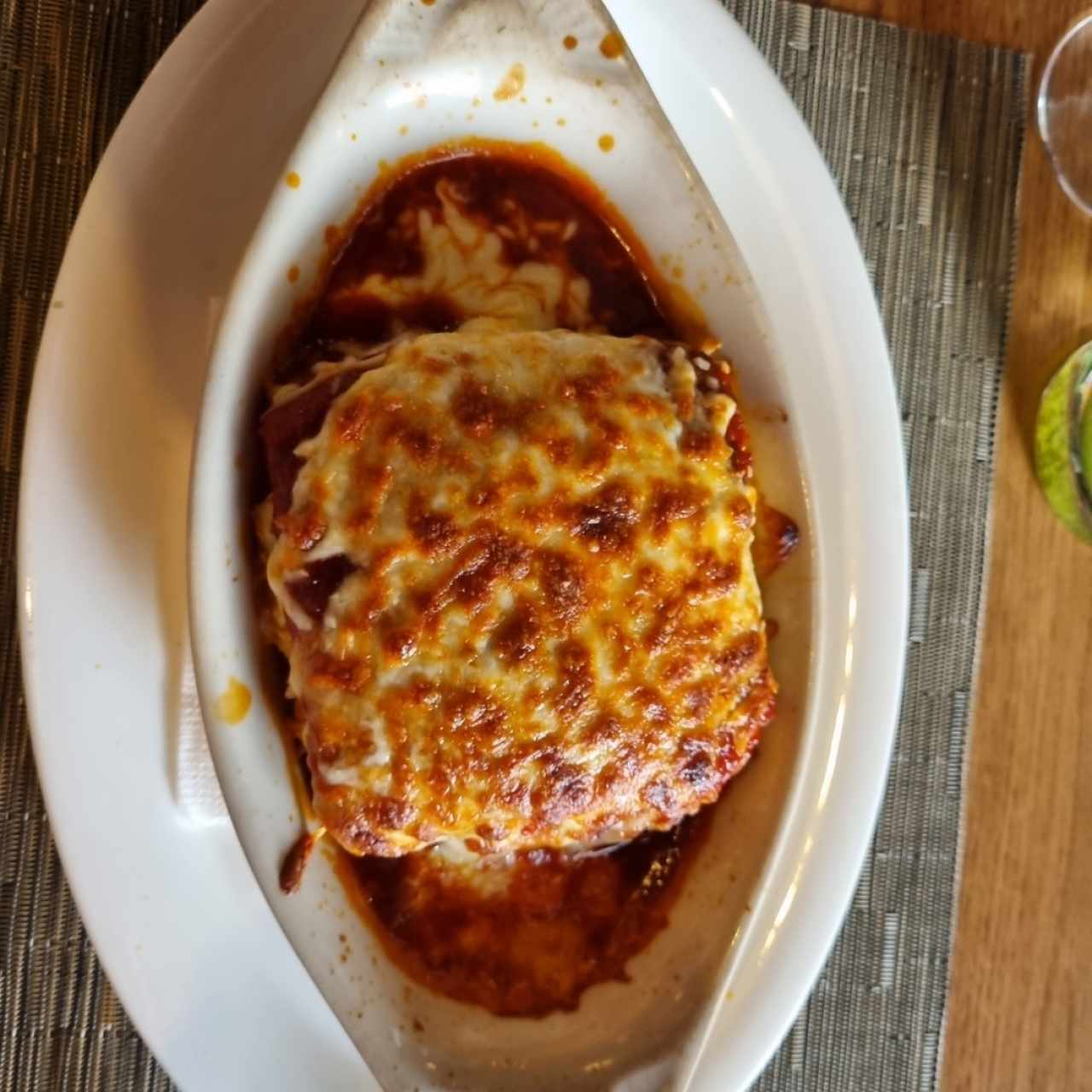 lagsana de pollo salsa roja