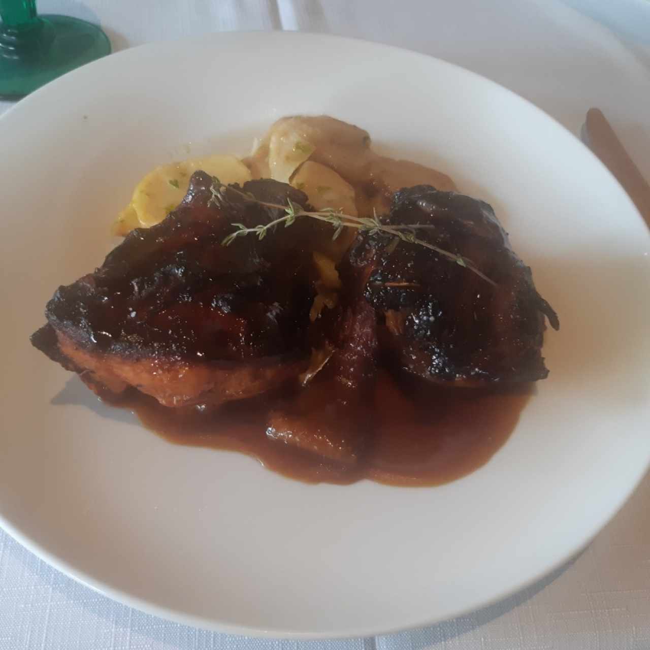 Carnes - Pollo Confitado