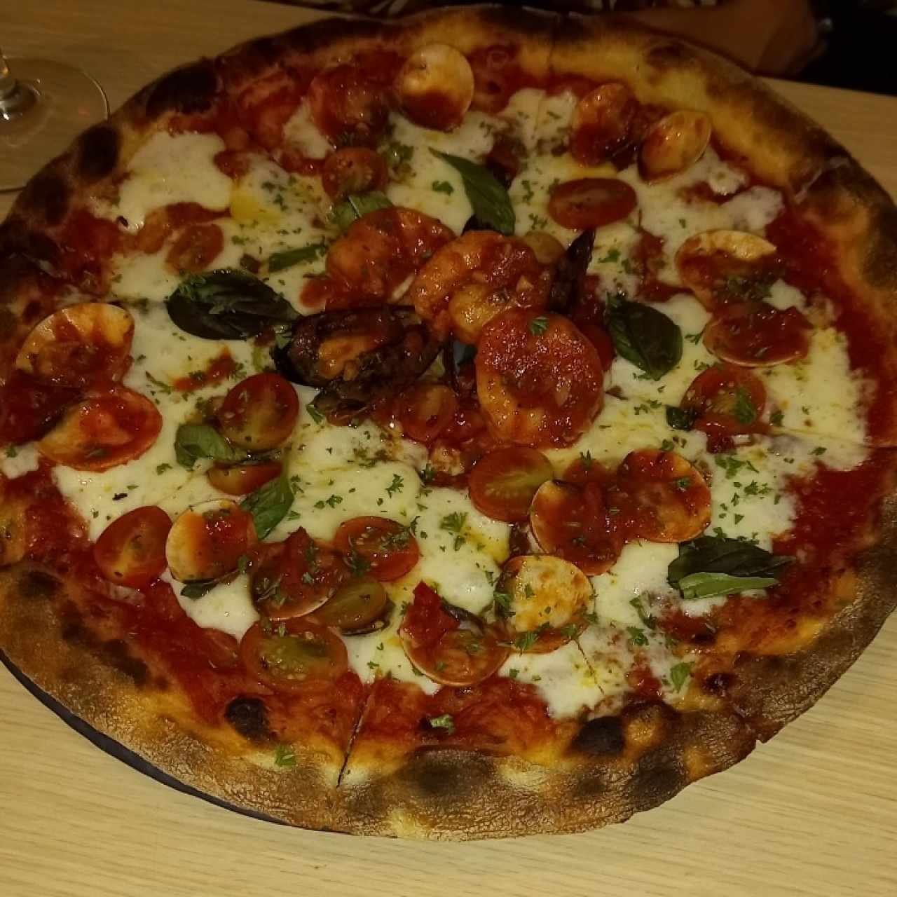 Pizzas Especiales - Frutti di Mare