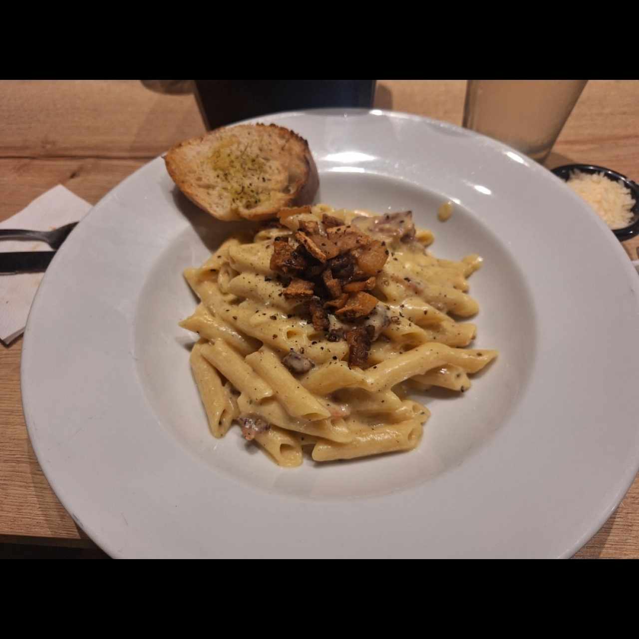 Penne a la carbonara