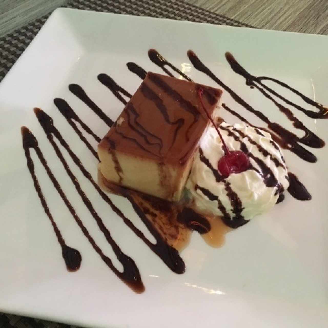 Quesillo de la casa