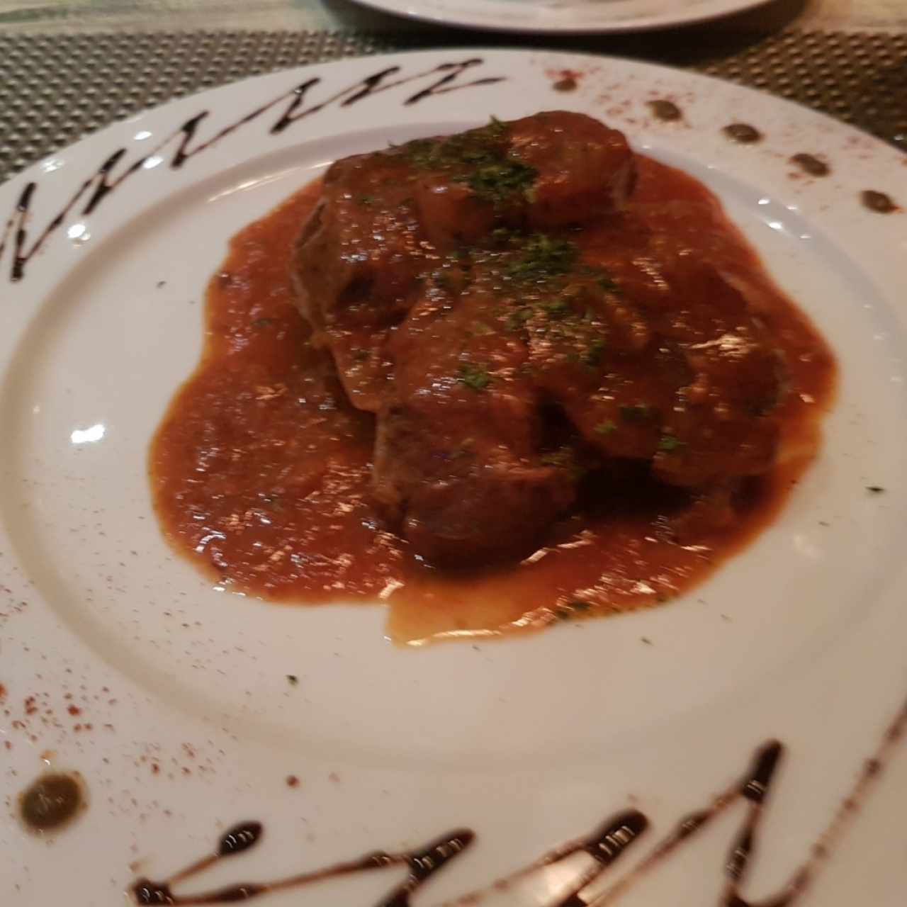 Ossobuco de Res con Linguini a la Crema