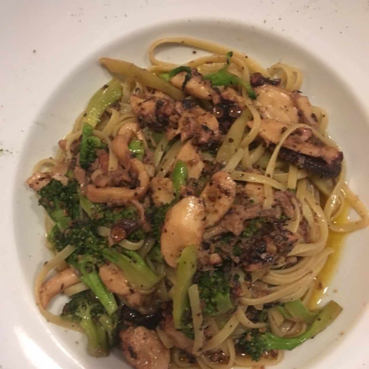 Pasta con pulpo y blocoli 