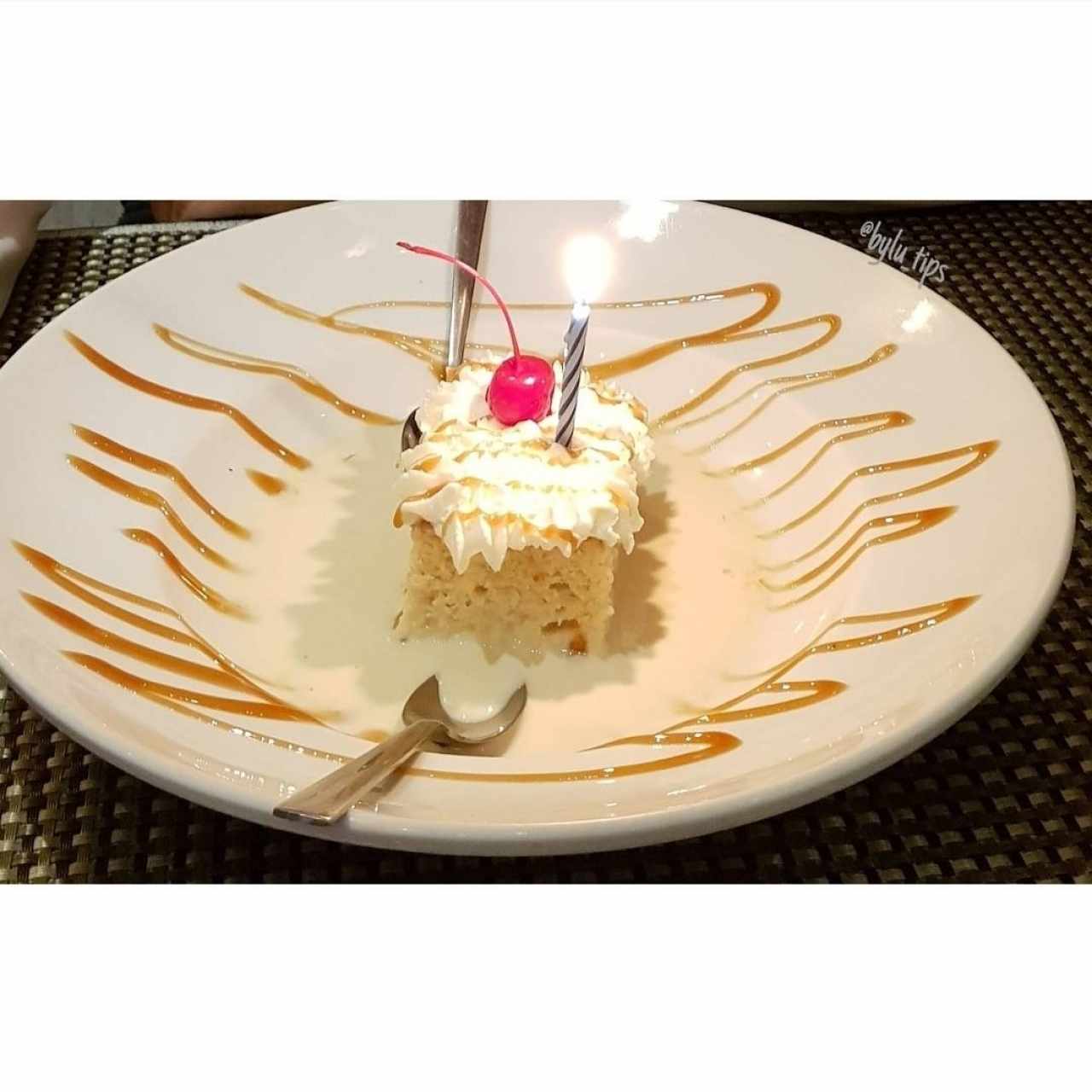 Dulce Tres Leches  BAILEYS