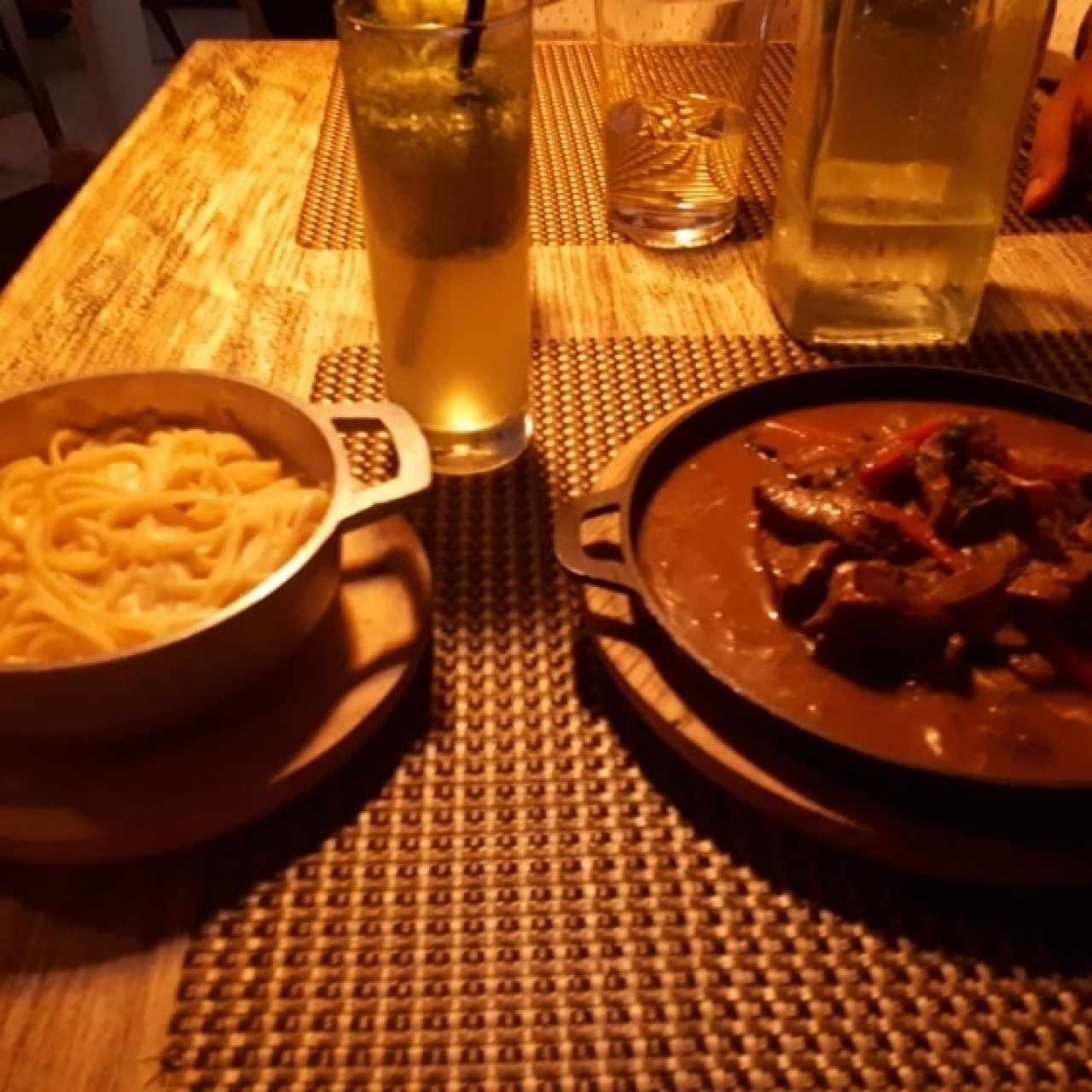 Strogonoff de Res con pasta a la crema