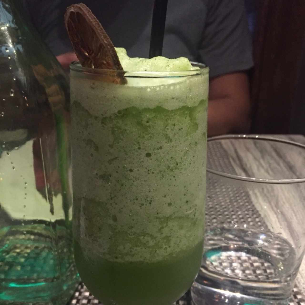 Limonada con hierba buena