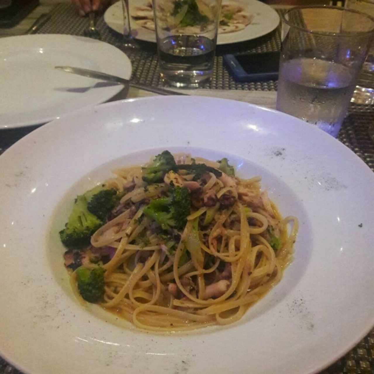 Fettucini Pulpo y Brocoli