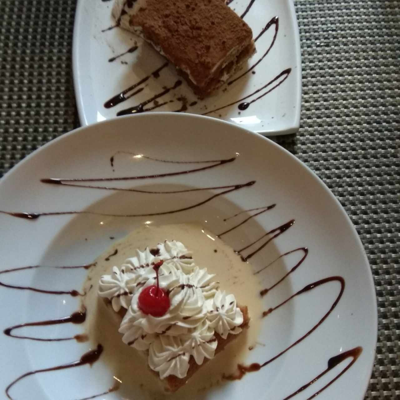 Tiramisú y Tres Leches