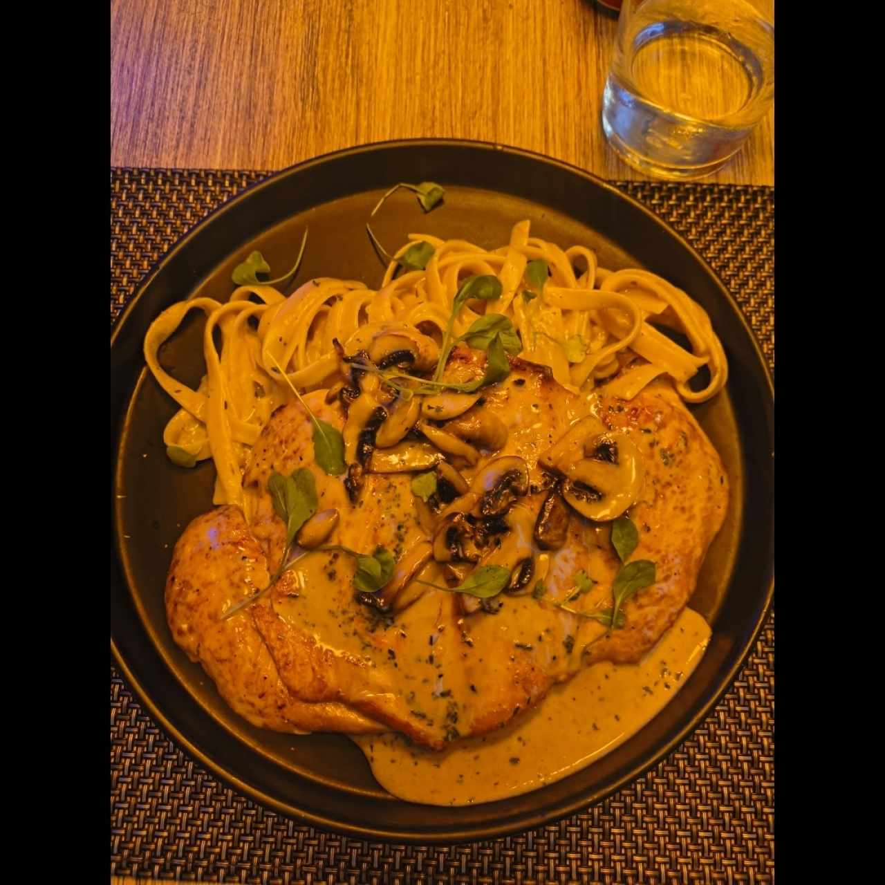 Pechuga de Pollo al Funghi