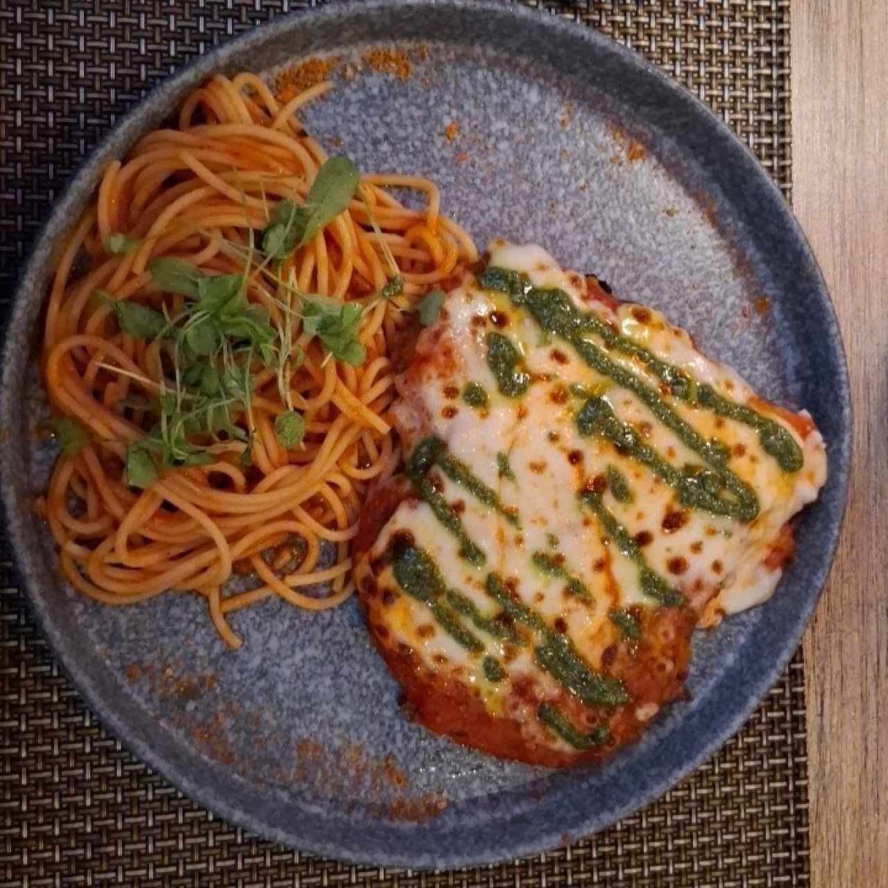 Milanesa de Res a la parmesana