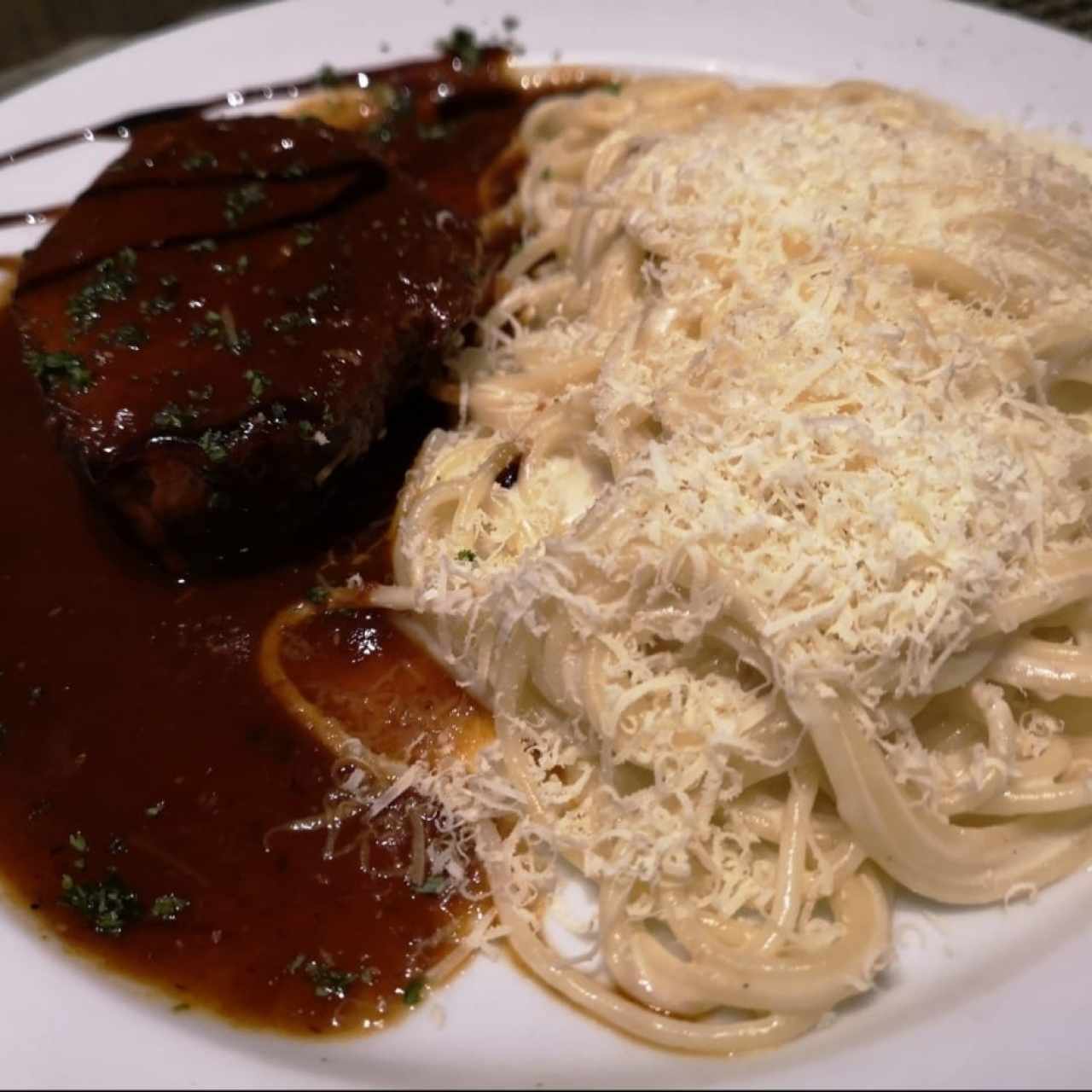 Strogonoff de Res con pasta a la crema