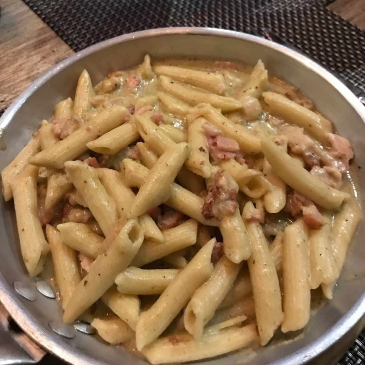 Penne al pesto Alfredo
