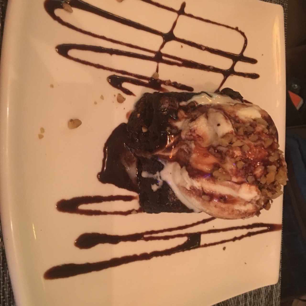 Postres - Brownie con Helado