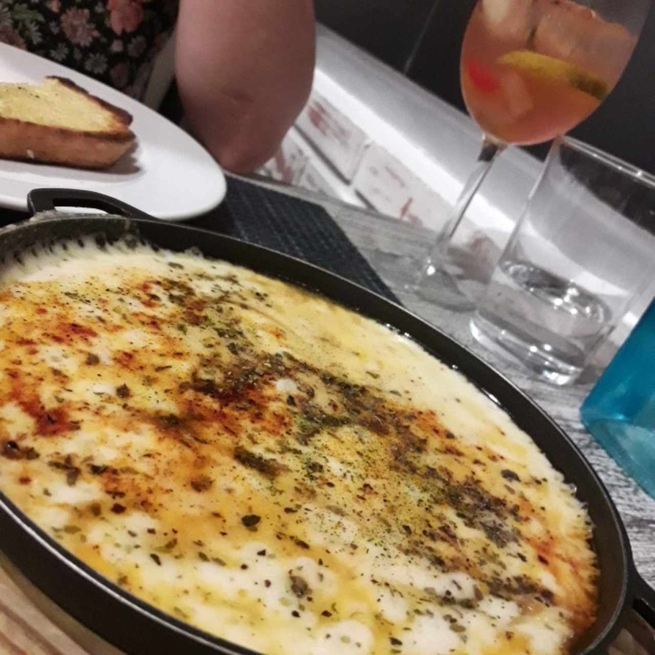 Antipasti - Provoletta Strega