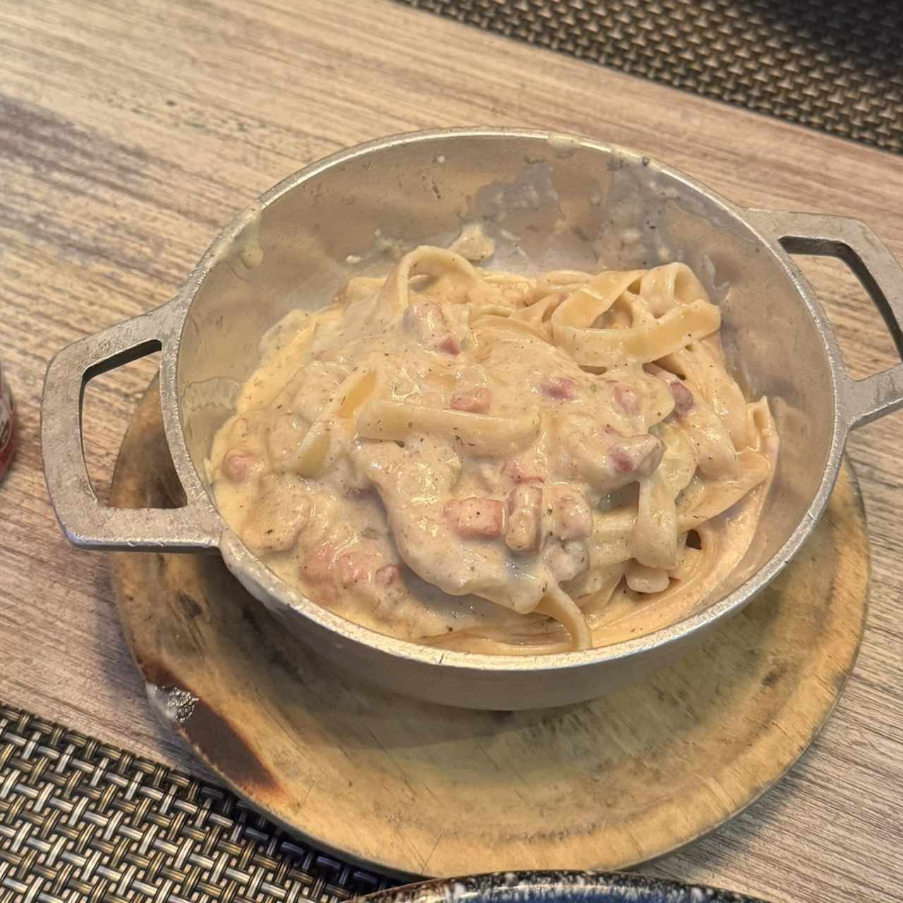 PASTAS - Fetuccini Carbonara