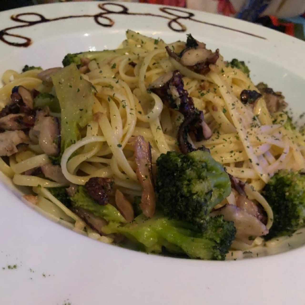 Linguini con Pulpo y Brócoli