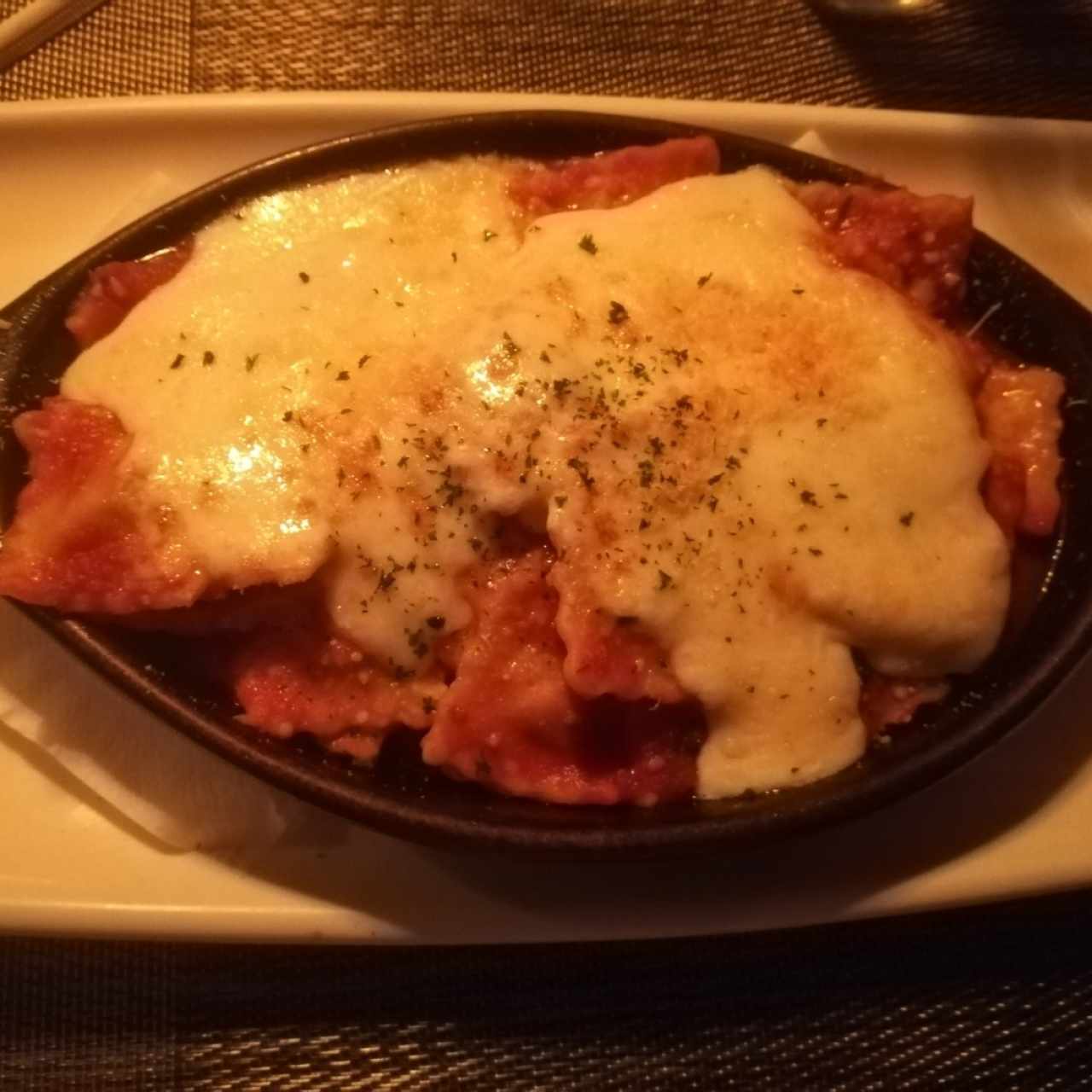 Ravioli a la Pomodoro gratinado