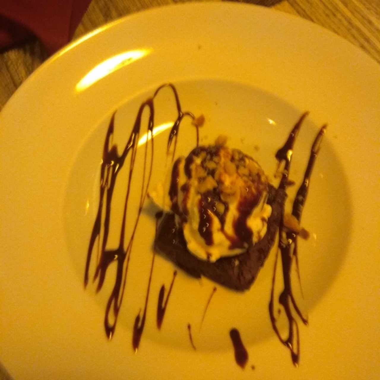 Postre - Brownie con helado