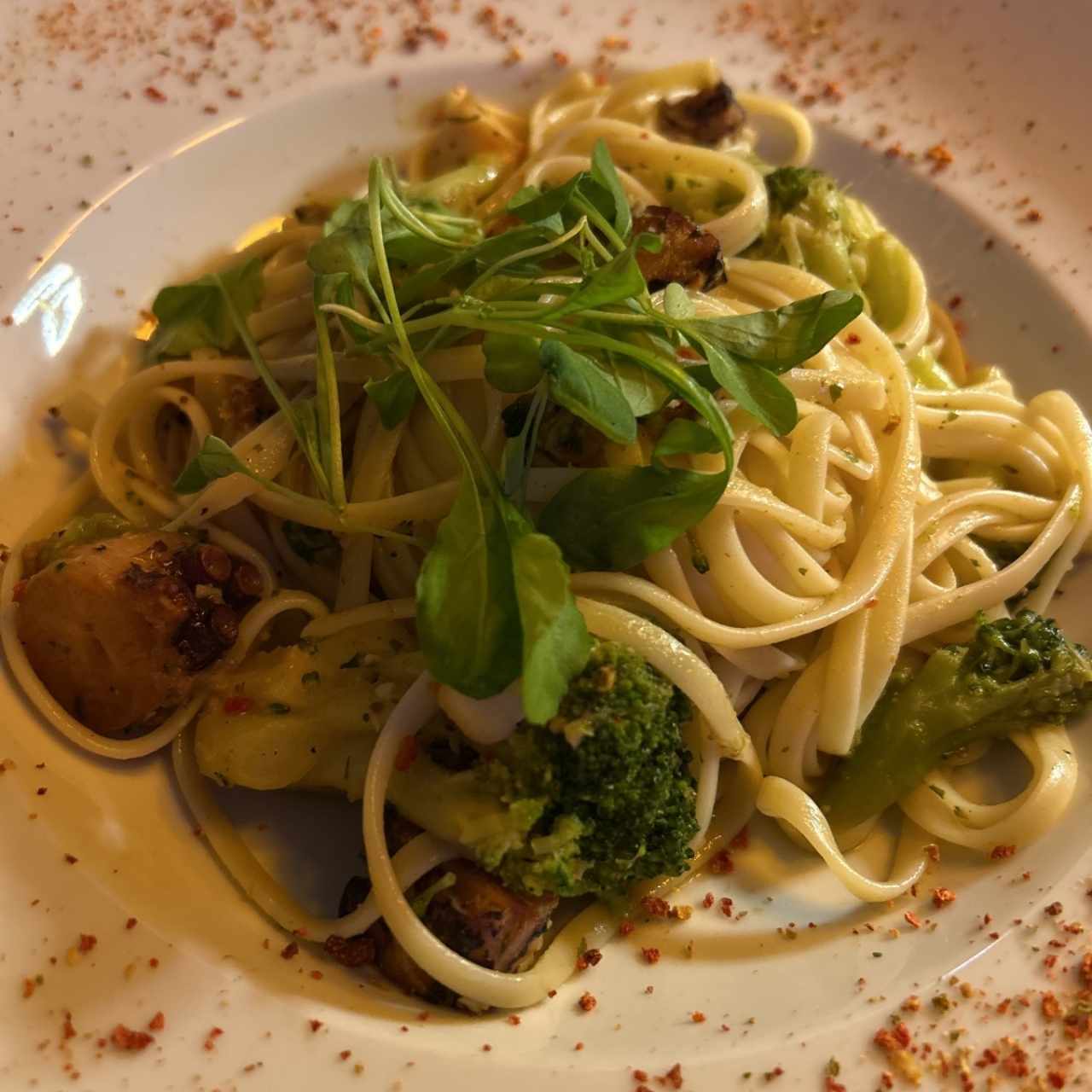 Linguini de Pulpo y Brócoli