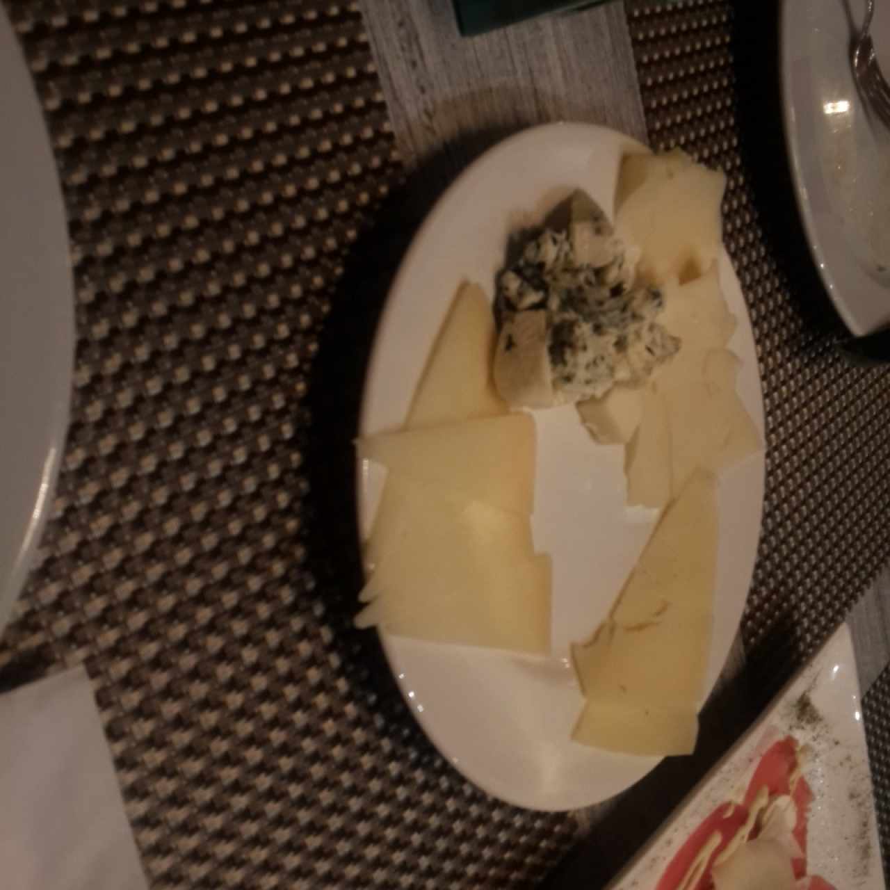 Tabla de Embutidos y Quesos